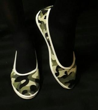 Army , White Sole Flats