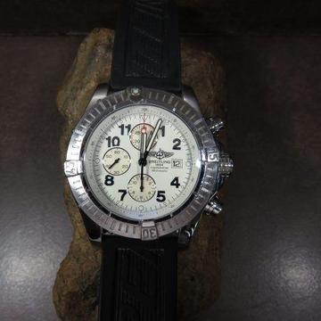 **SILVERTRUST** Breitling Super Avenger 48