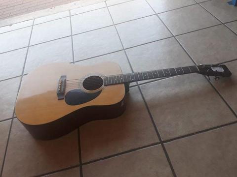 ACADEMY GUITAR