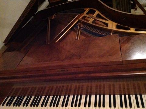 Boudoir Grand Piano