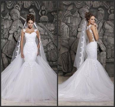 Attractive Trumpet Wedding Dress at an EXCELLENT Price! (WT004)
