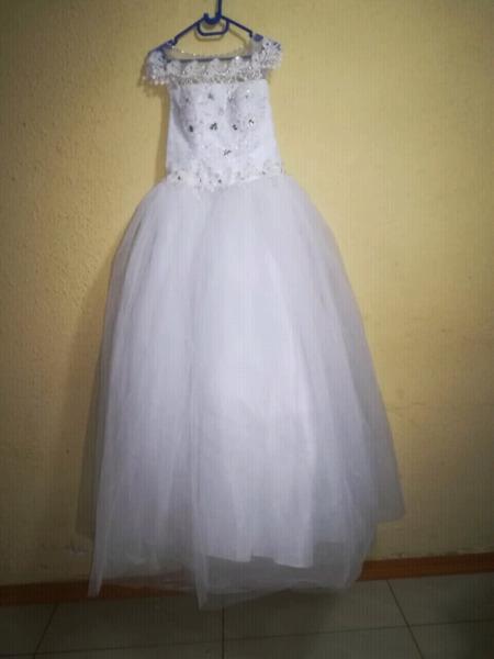 Wedding gown for sale
