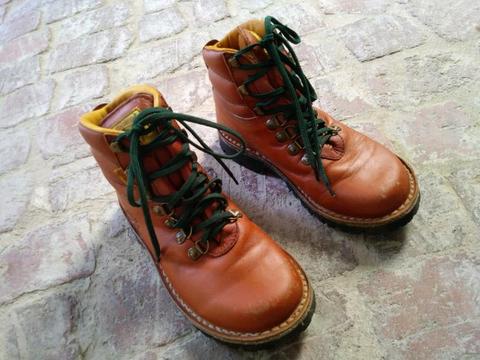Jim Green Razor Back leather boots