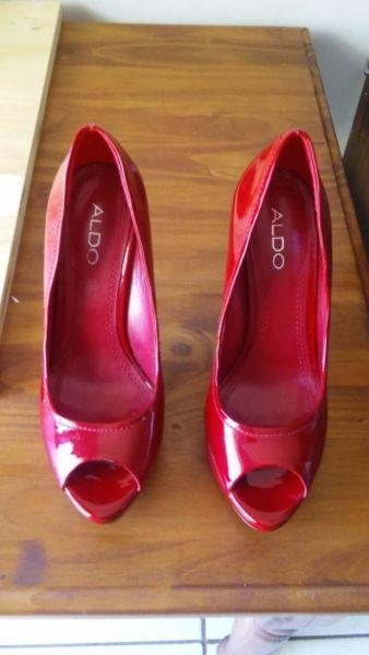 Red Aldo's High Heel Shoes Size 38 (5)