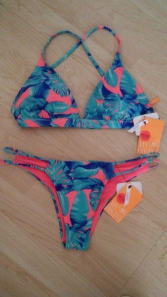 RIP CURL BIKINI 36/L. BRAND NEW !!!