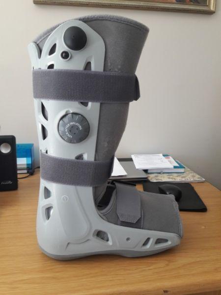 Moon Boot For Sale