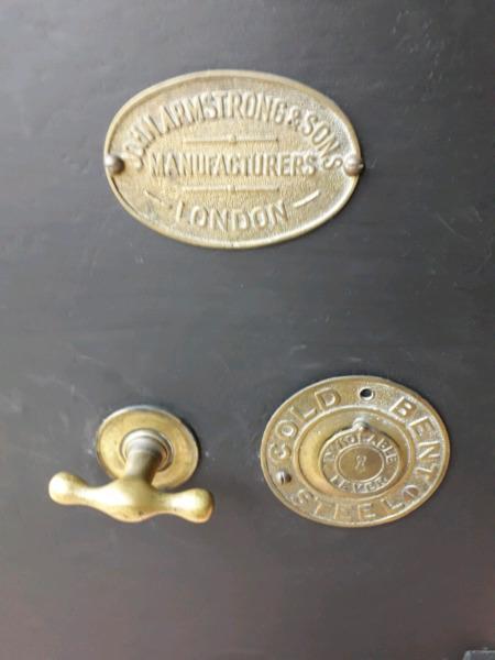 Johnarmstrong&Son Classic Vintage Safe