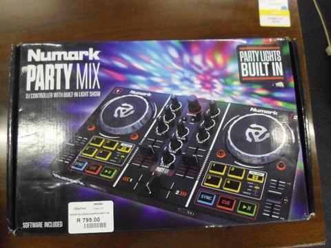 Numark Party Mix Mixer