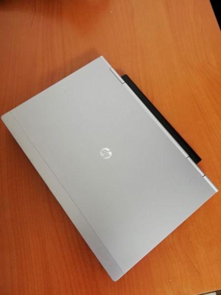 HP 2560p Core i7-2620M 2.7GHz 13.3 inch