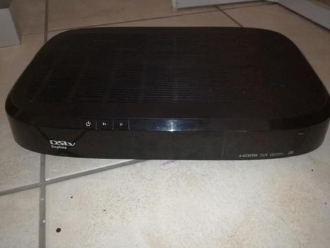 DSTV EXPLORER WITH MNET DECODER, AND HD DISH