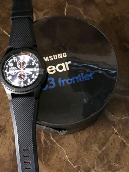 SAMSUNG GEAR S3 FRONTIER WATCH IN THE BOX ( TRADE INS WELCOME)