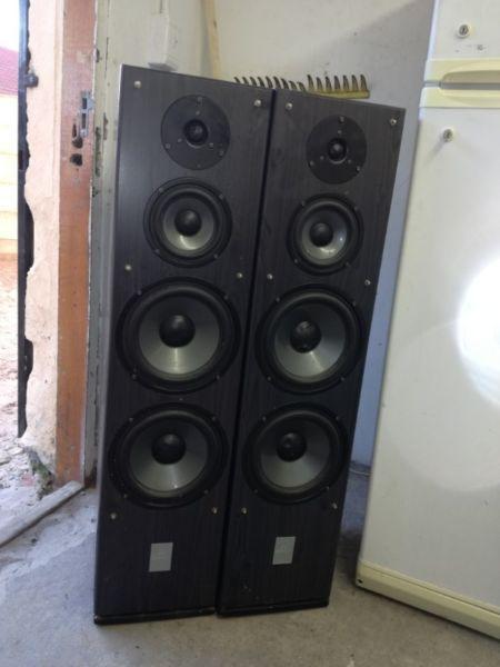 2 Dixon speakers both for R800