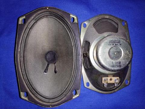 USED SENZAKI SPEAKERS - 8 OHM NOM 4 WATT MAX 7 WATT 15x10CM 6X4 FRAME - 12.5X8CM 5X3 CONE