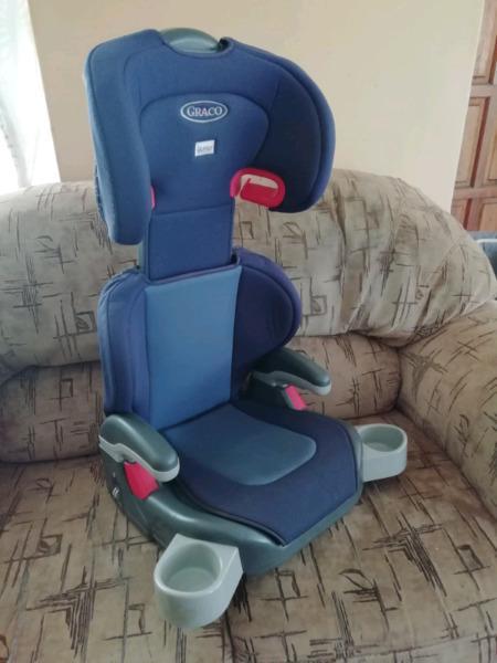 Graco booster seat with cupholders 15-36kg