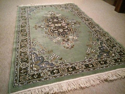 Stunning KASHAN Machine-Made Persian Rug