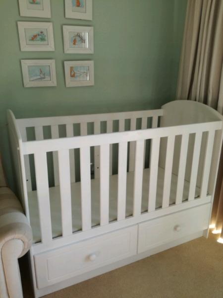 White Wooden Cot