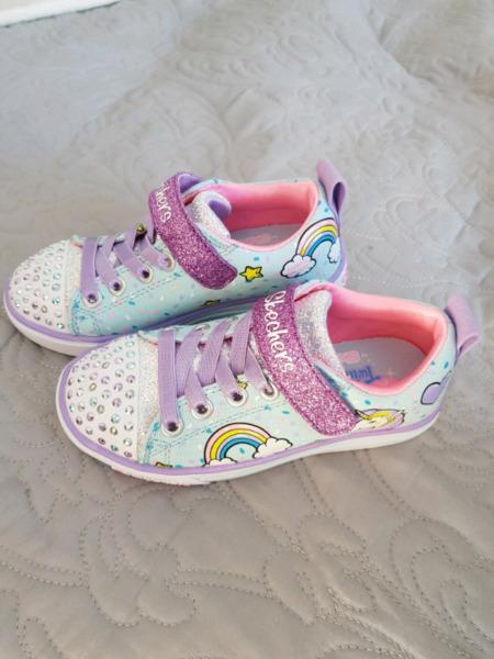 Brand New Kids Unicorn Light Up Skechers sneakers sz 9.5