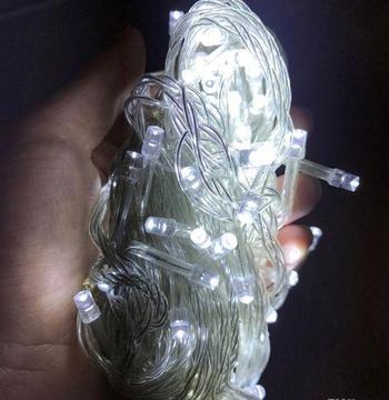 LED Decorative Fairy String Lights Waterproof Battery Operated in Cool White. Brand New