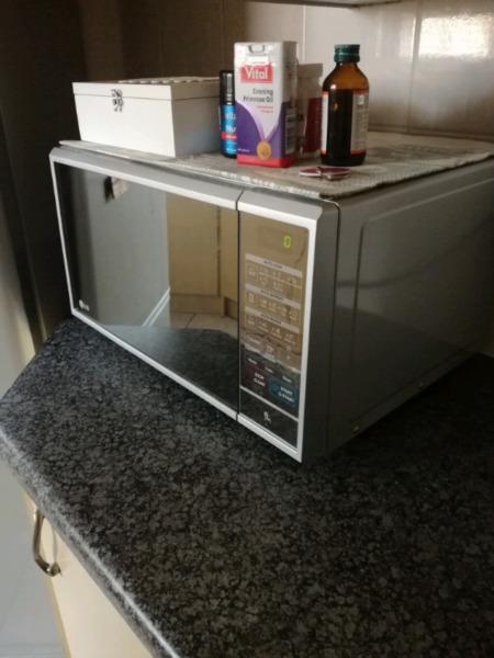 LG Microwave