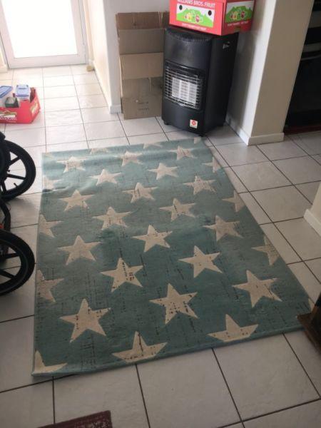 Blue and White Star rug R395