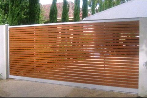 POLYPLANKS•WOODEN•NUTEC GATES•PALISADE FENCING