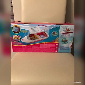 Barbie Dolphin Magic Ocean View Boat ( Brand new)