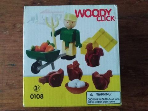 Woody Click wooden farmer and chickens set