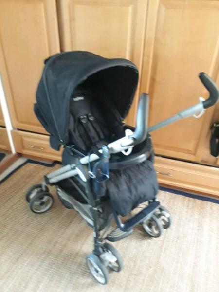 PEG PEREGO REVERSIABLE STROLLER