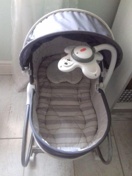 3 in 1 Tiny Love Cosy Rocker Napper