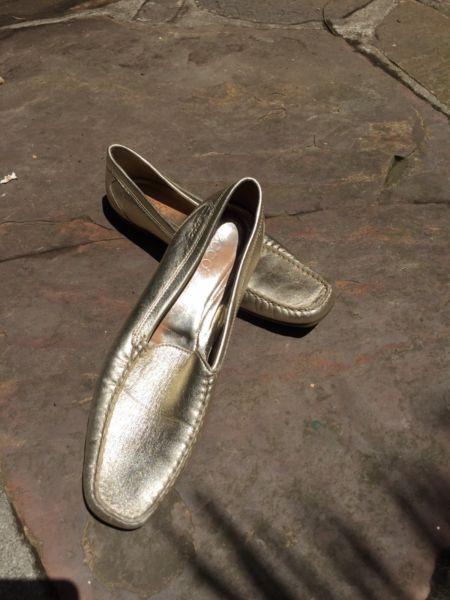 Ecco Gold Leather Loafers UK Size 8 EU 42