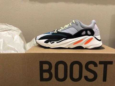 Adidas Yeezy Boost 700 Waverunner UK9 brand new