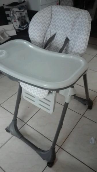 Chicco polly high chair