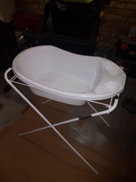 Large Baby Bath with Stand