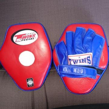 Boxing gloves, focus mitts, hand wraps