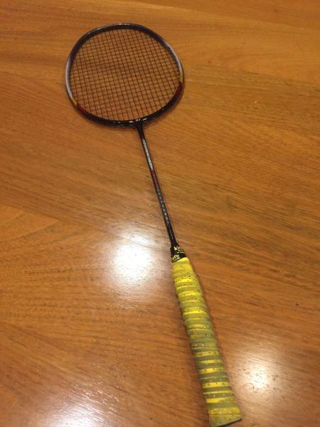 Nano Ace badminton racket
