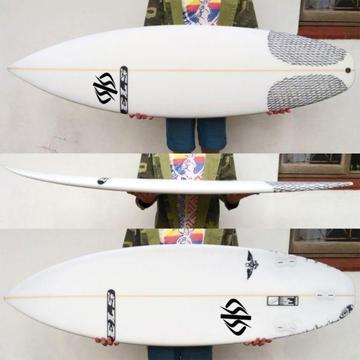 Brand new 5'7 ELS Surfboard - 25L
