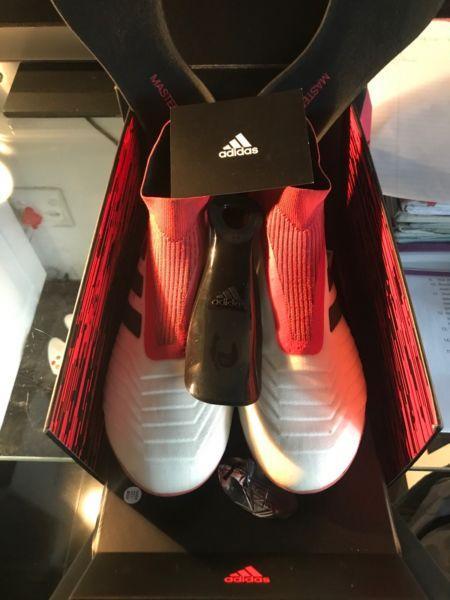 Adidas predator 18+ soccer/rugby boots
