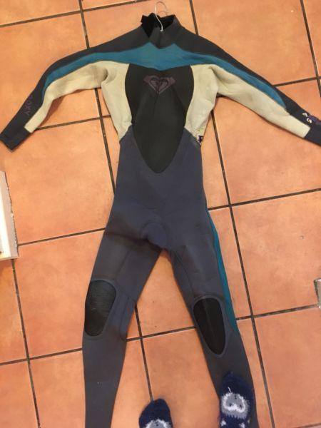 Roxy 4/3 wetsuit size 6