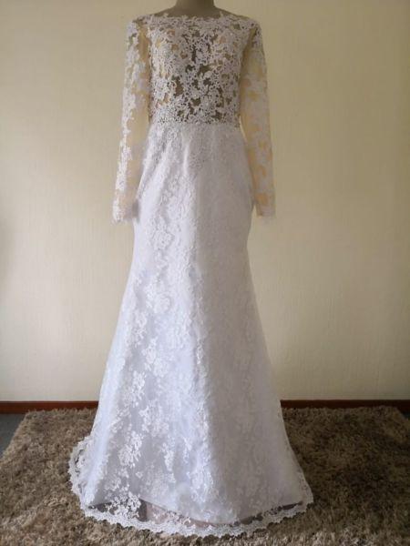 BRAND NEW Mermaid Wedding Dress on SALE!