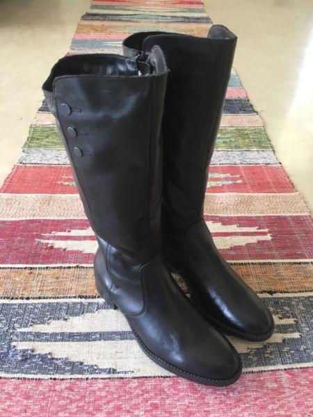 Brand New Imported Leather Ladies Boots