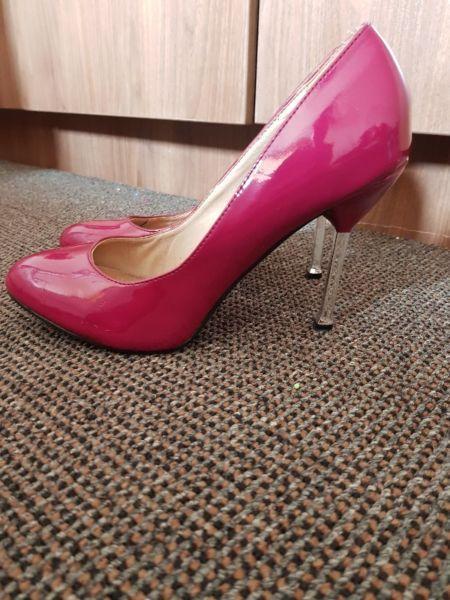 Ladies designer shoes (second-hand) made in Greece and Italy from R150