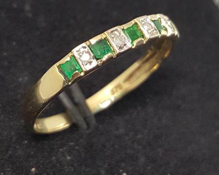 9ct Gold Eternity ring