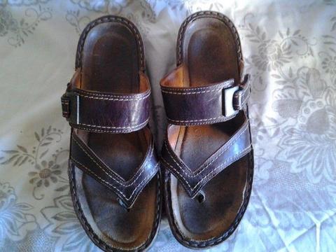 WOMENS SANDALS - NAOT - GENUINE LEATHER - GENTLY USED - EXCELLENT CONDITION