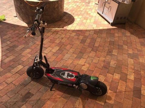 ELECTRIC SCOOTER - EVO STRIKER 800W