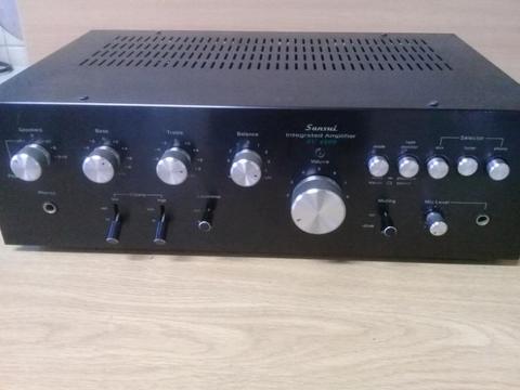 Amplifier integrated stereo amplifier sanui au 4900