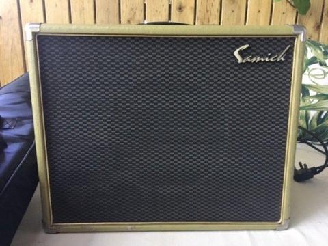 Samick S40B bass amp