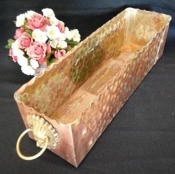 Big vintage copper planter with brass Lionhead handles