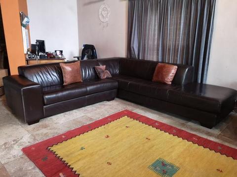 Coricraft Leather Couch Corner Slouch 2.9 by 2.8 Daybed AVAILABLE in Panorama Cape Town