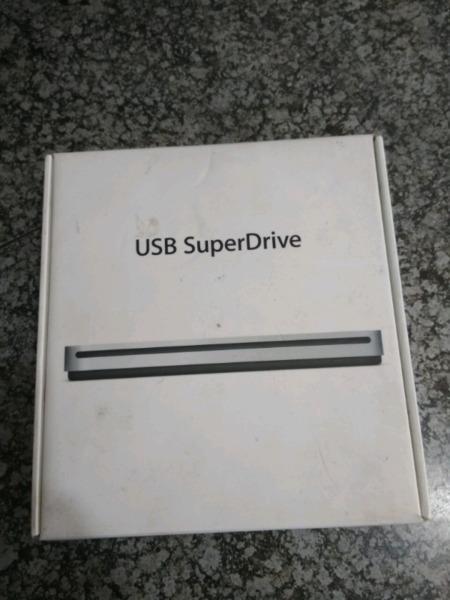 Apple USB SuperDrive A1379 works 100% still in a very good condition