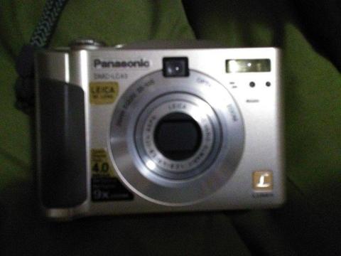 Panasonic camera for sale WhatsApp me 0617262118